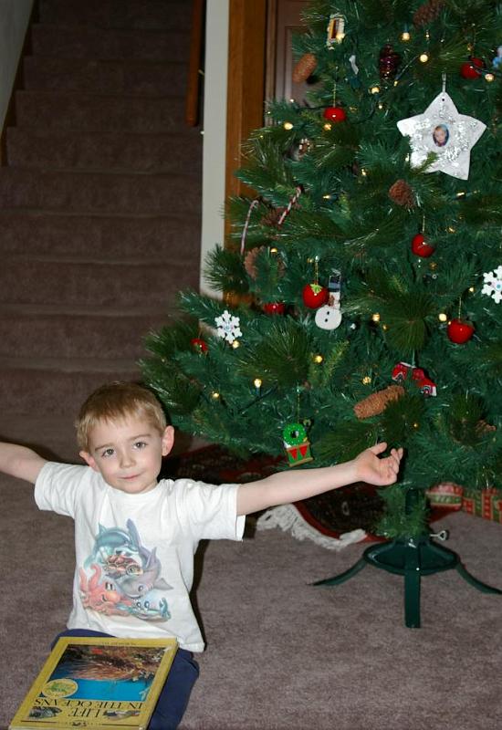 jamie christmas tree 2008.jpg